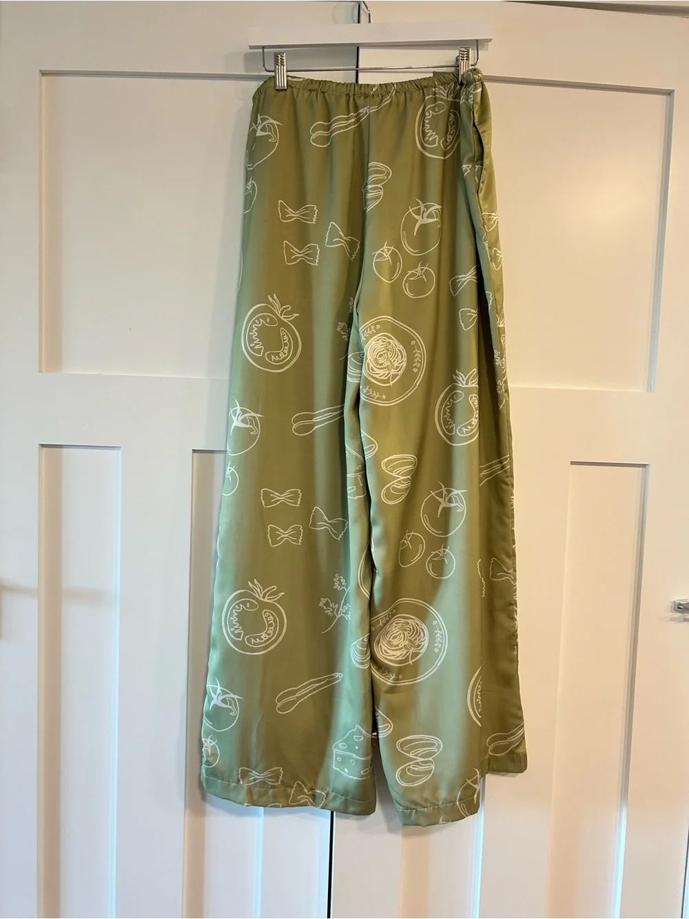 Olive Green Wide-Leg Casual Pants with White Food Print
